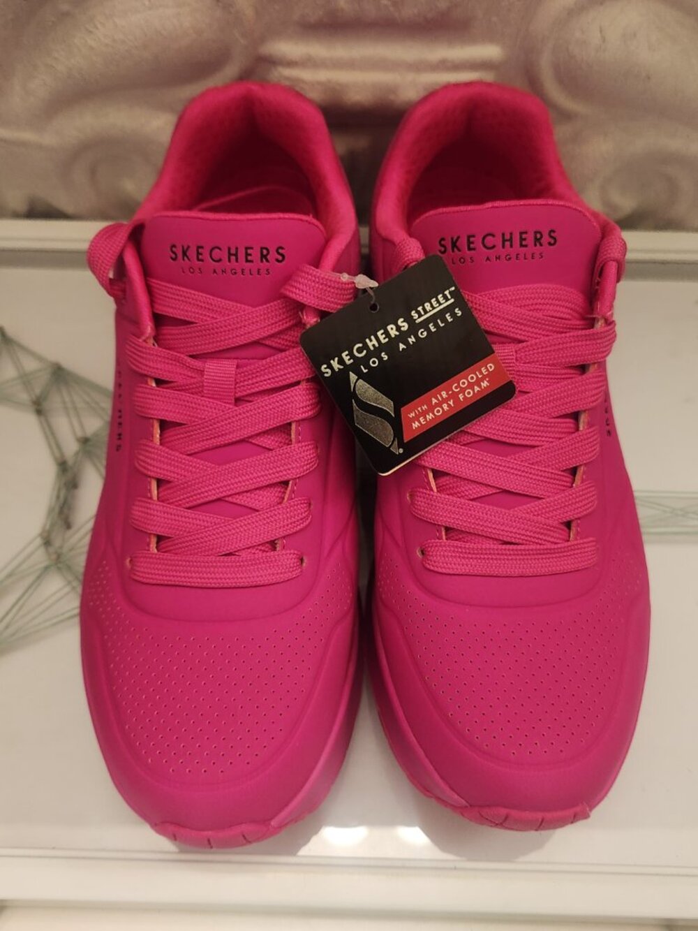 Skechers street Stand on Air Pink Sneakers. NIB. Size 7.5 - Picture 5 of 11